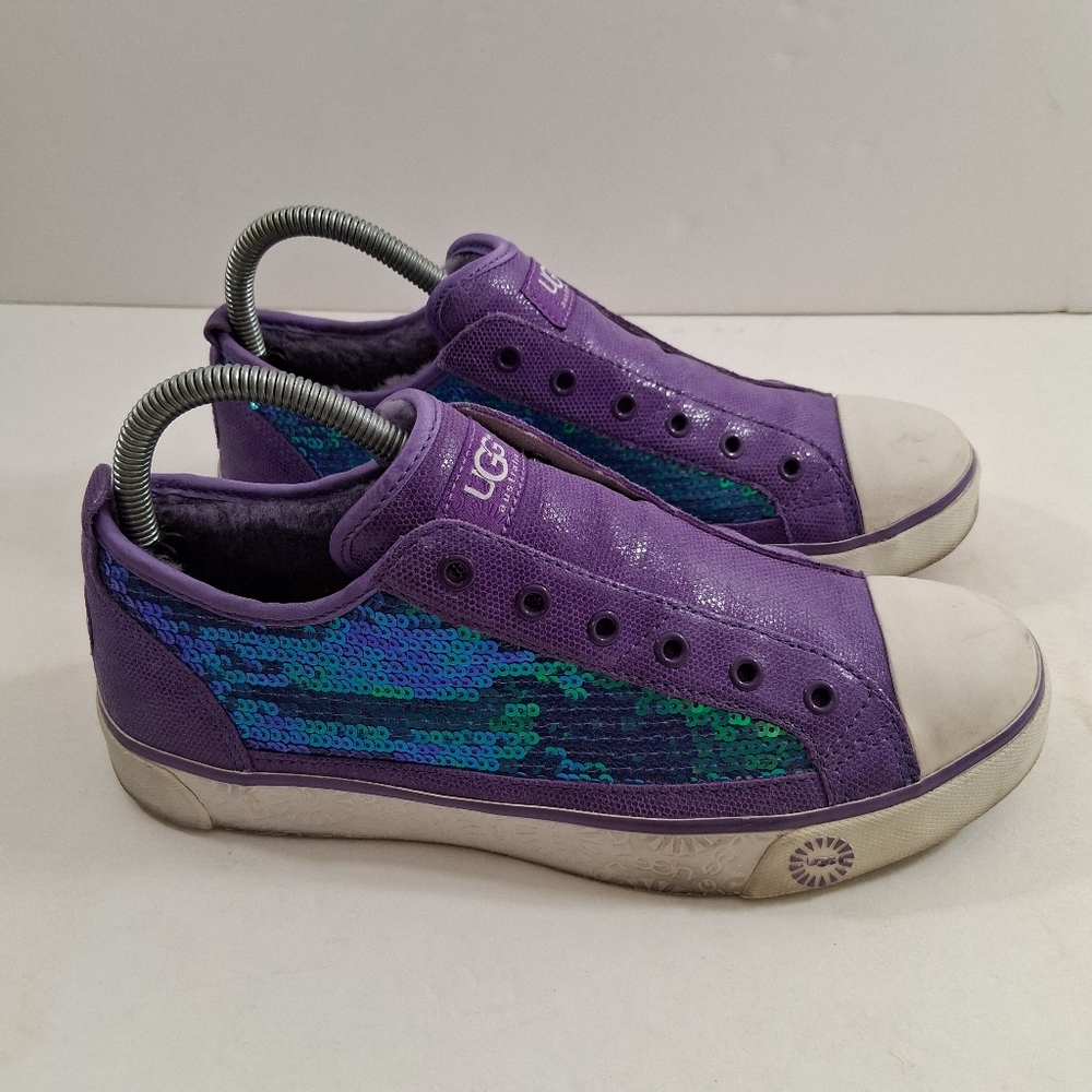 UGG Laela Women 8.5 Slip On Purple Casual Shoes 3357